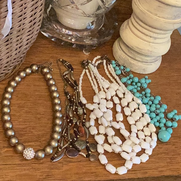 Lot of 4 Beaded Necklaces Wear or Craft. White strand, Gold, Turquoise, charms - Picture 9 of 9